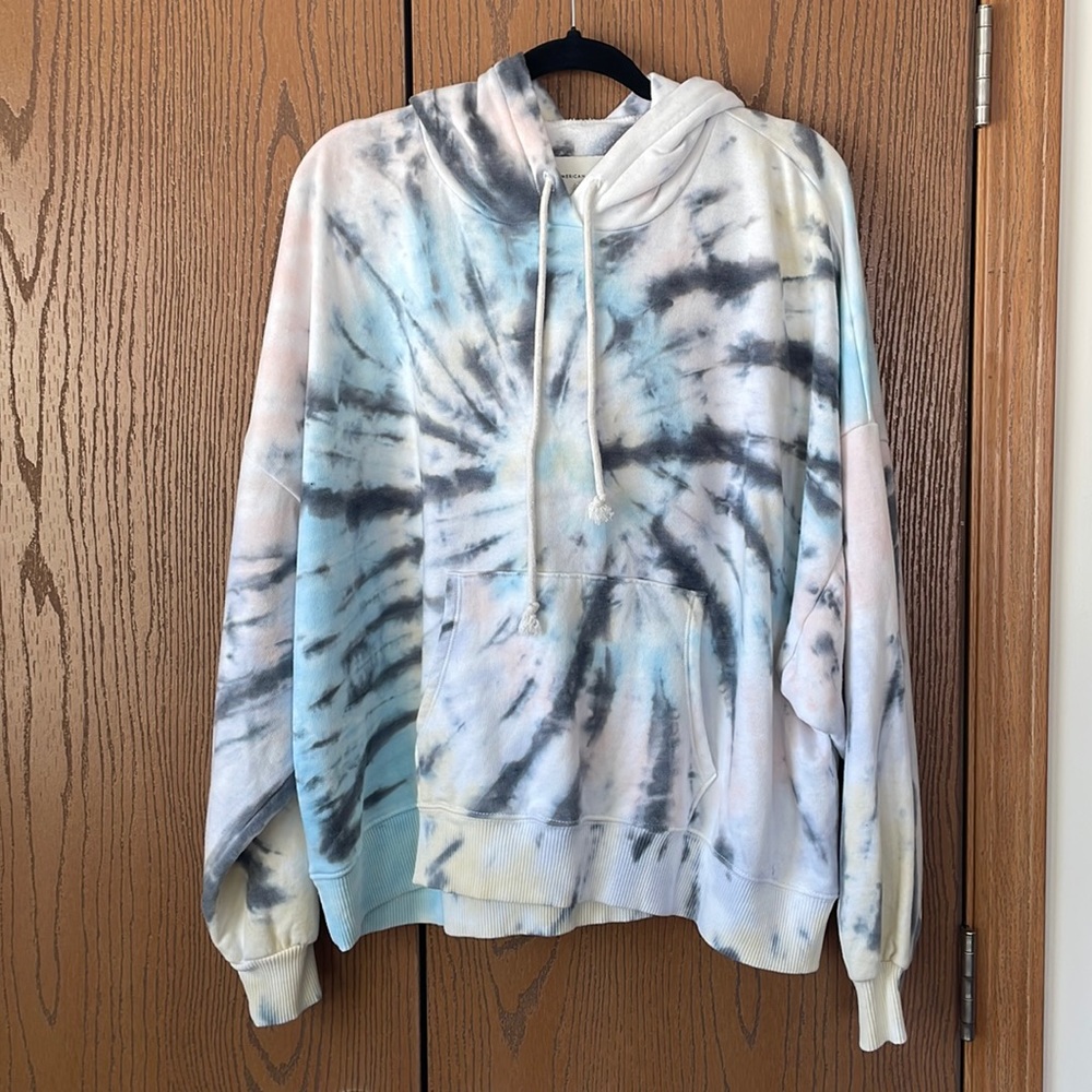 AE sweatshirt